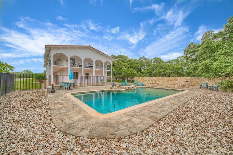 New Braunfels 17 New Braunfels vacation rentals with pools