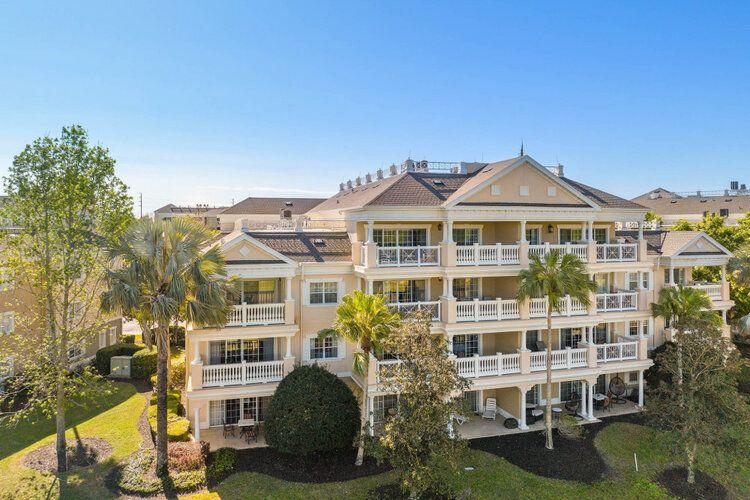 Orlando vacation condo rentals like Renuion Resort