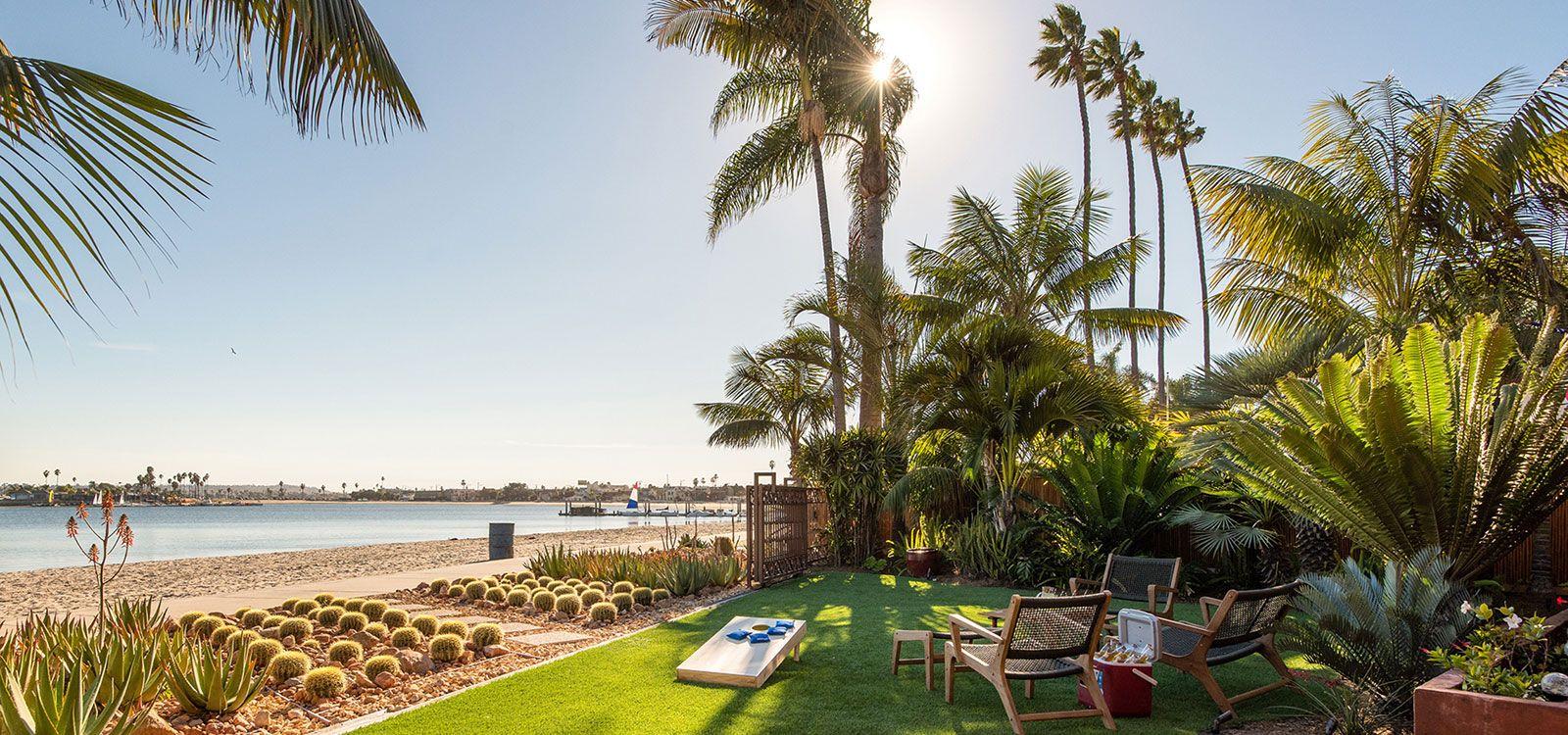 Pacific Beach 6 oceanfront garden, Top Villas