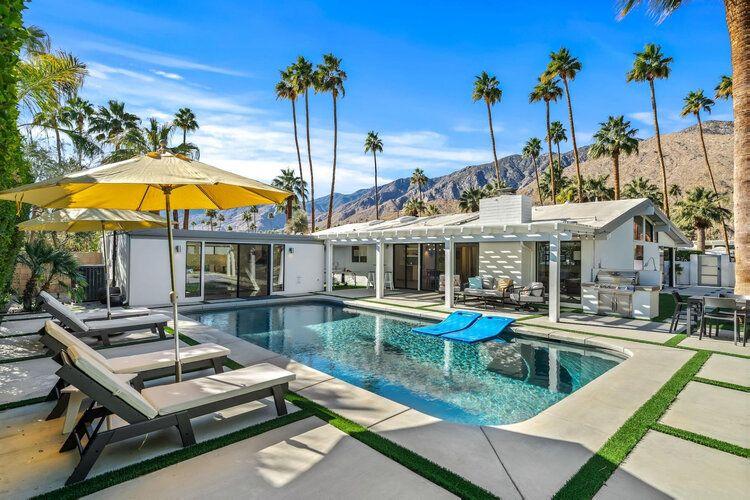 Palm Springs 4 bedroom villas, Palm Springs 204, Top Villas