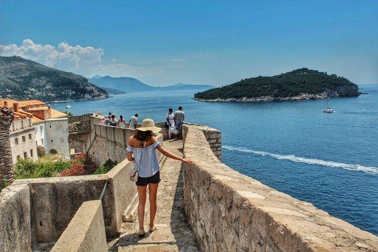 Things to do in Dubrovnik, city walls, Top Villas