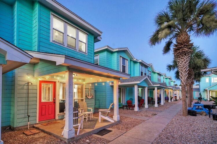 Port Aransas 63, 3 bedroom condos in Texas, Top Villas
