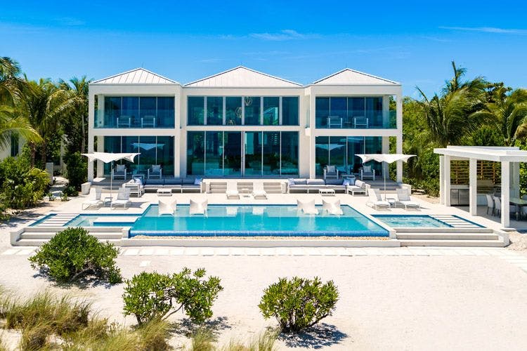 Seaclusion Grace Bay large luxury villa with pool in Providenciales