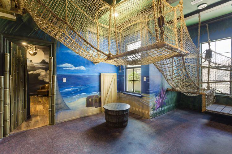 Reunion Resort 752 themed bedroom