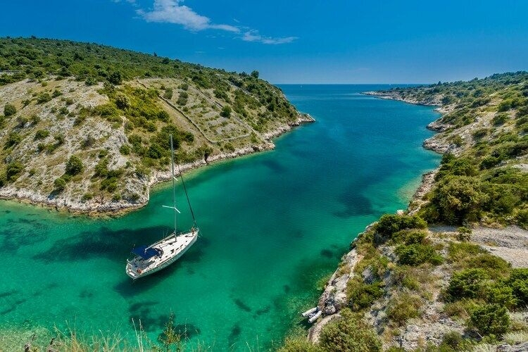 Sailing holidays Croatia, island hopping, Top Villas