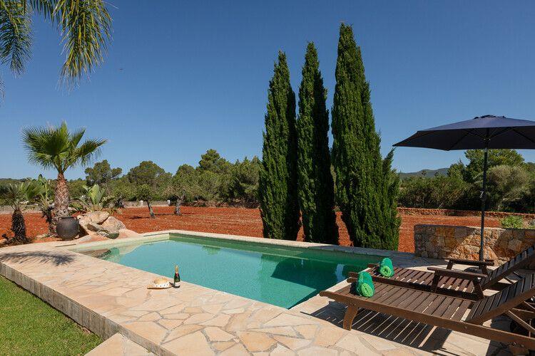 San Carlos villas with pools, Ibiza 46, Top Villas
