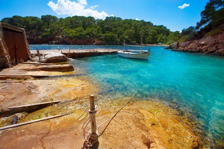 Santa Eularia coastline, best time to visit