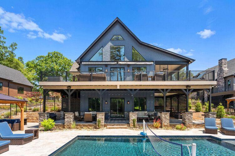 Sherrills Ford 12, North Carolina vacation rentals with pool