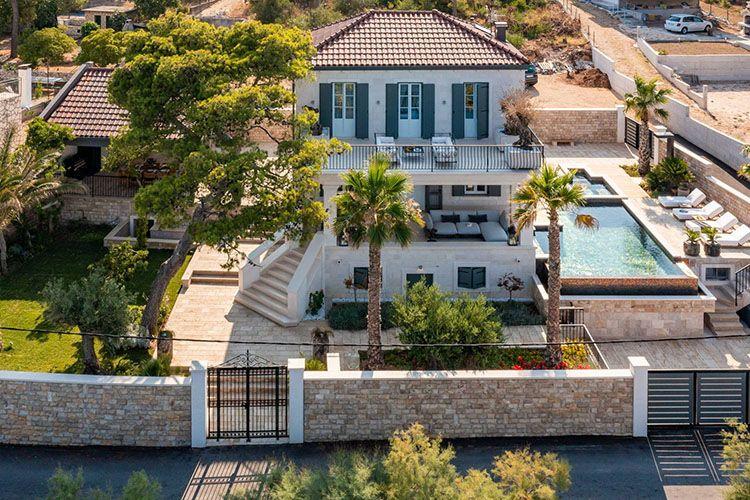 Slatine villa rentals, Slatine 4 facade, Top Villas