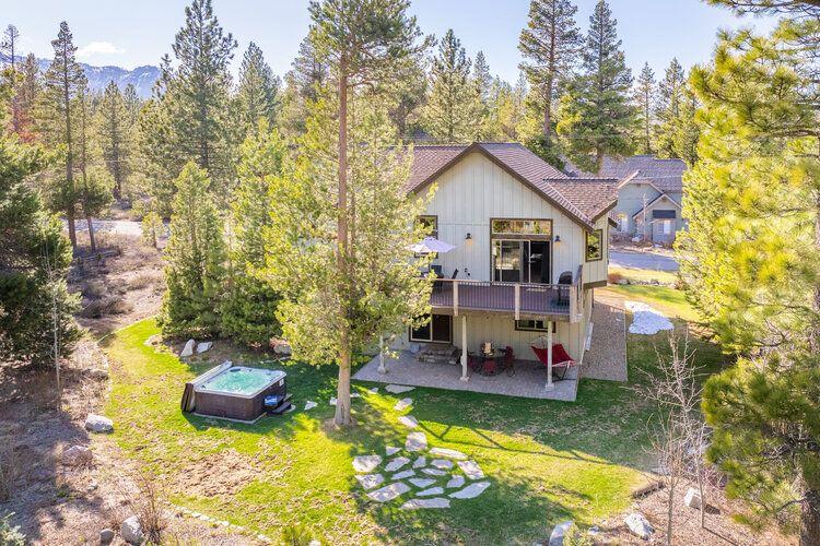 South Lake Tahoe Rentals with hot tub, cabin rentals, Top Villas