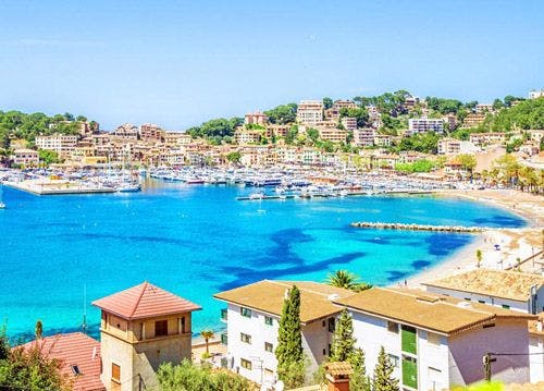 Mallorca oceanfront village