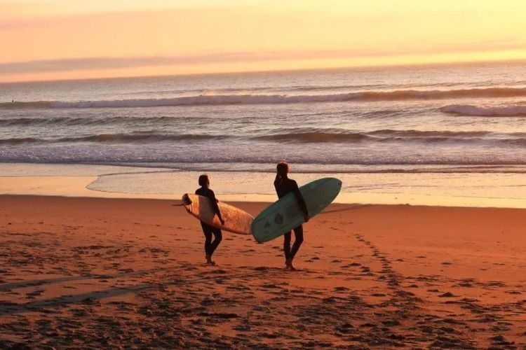 Best beaches in Cost Rica, Tamarindo beach for surfing, Top Villas