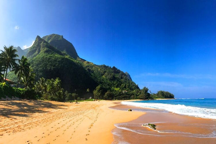 The best time to visit Kauai Hawaii, beach, Top Villas