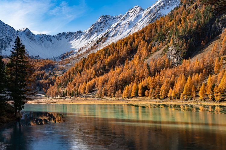 The best time to visit Val d'Isere, November, autumn scenery in the French Alp, Top Villas