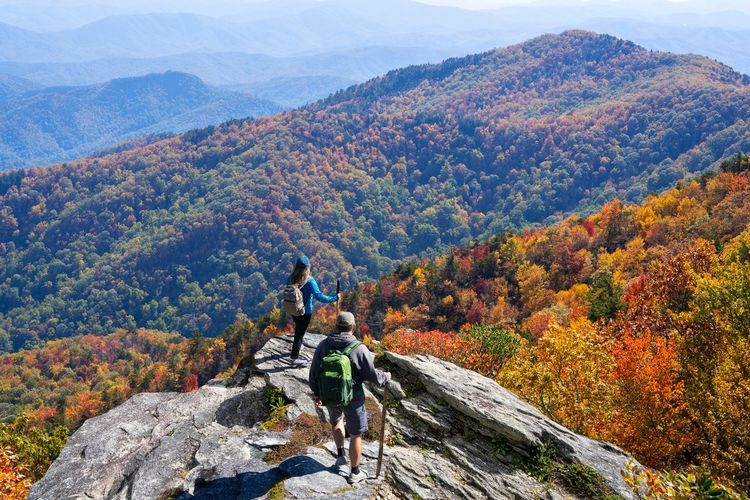 Things to do in Asheville NC, fall colors, hiking, Top Villas