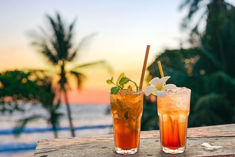 Things to do in Costa Rica, cocktails, Top Villas