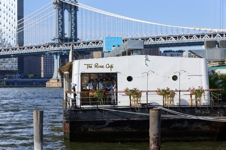 Things to do in New York, the River cafe, Top Villas