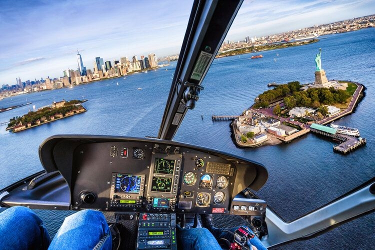 Things to do in New York, helicopter tour, Top Villas
