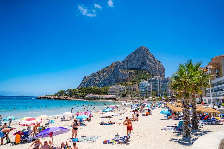 things-to-do-in-spain-calpe-beach.jpg