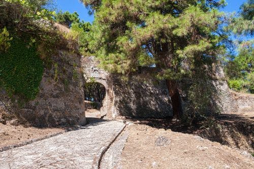 Old stone archway leading to the Venetian Fortress in Zante