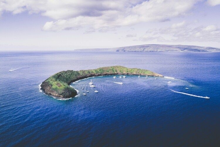 Things to do, Maui, Molokini crater in Hawaii