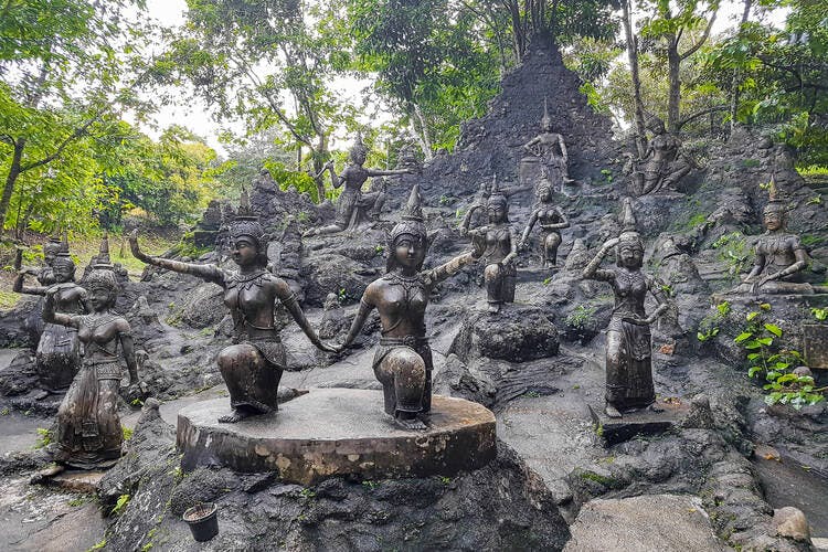 Secret Buddha Garden (Magic Garden) in Maeman Thailand