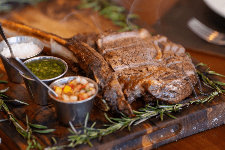 tomahawk steak