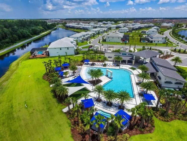 Ariel view of the community pool at Sonoma Resort