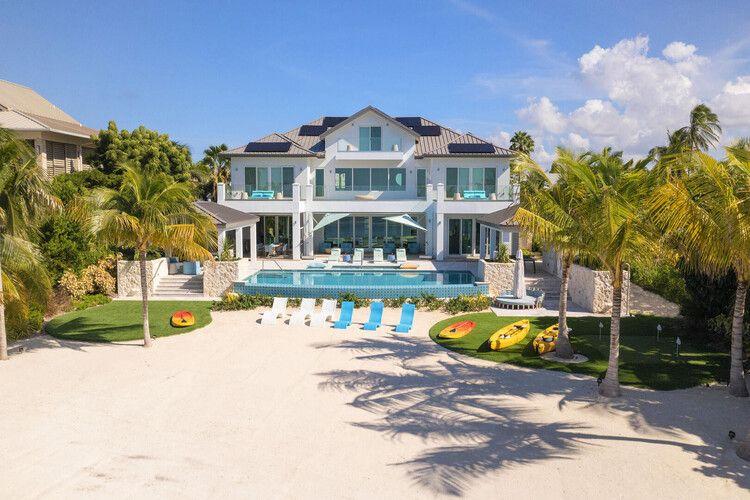 SunRays vacation rentals that sleep 20 or more, Top Villas