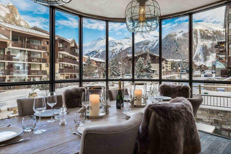 Val d'Isere holiday apartments, Val d'Isere 9 dining view, Top Villas