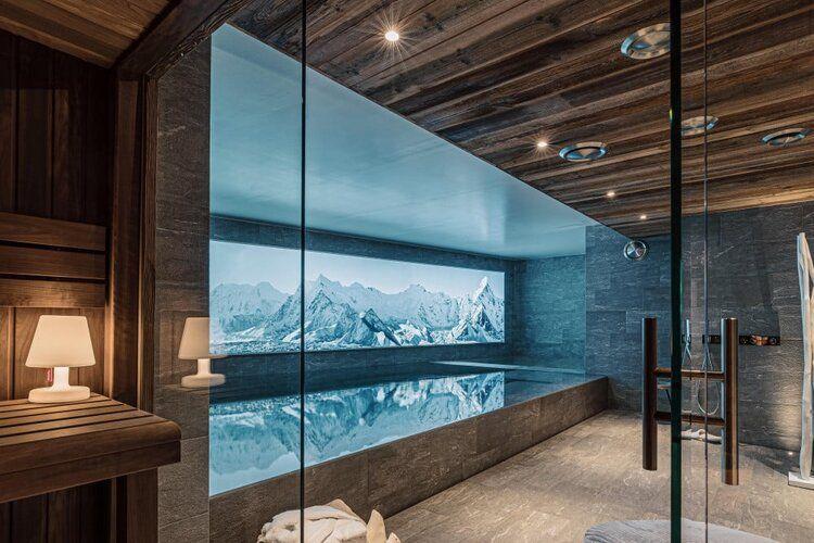 Val d'Isere spa chalets with pools, indoor pool of Le Fornet 1, Top Villas