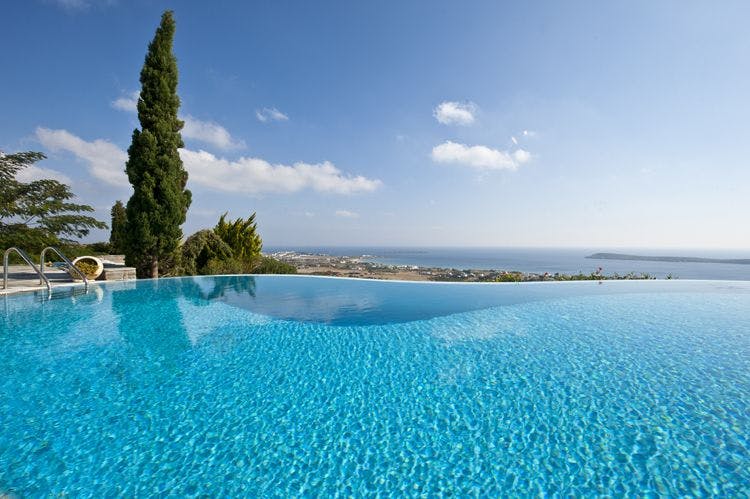 Villa Agnanti Paros villa with pool
