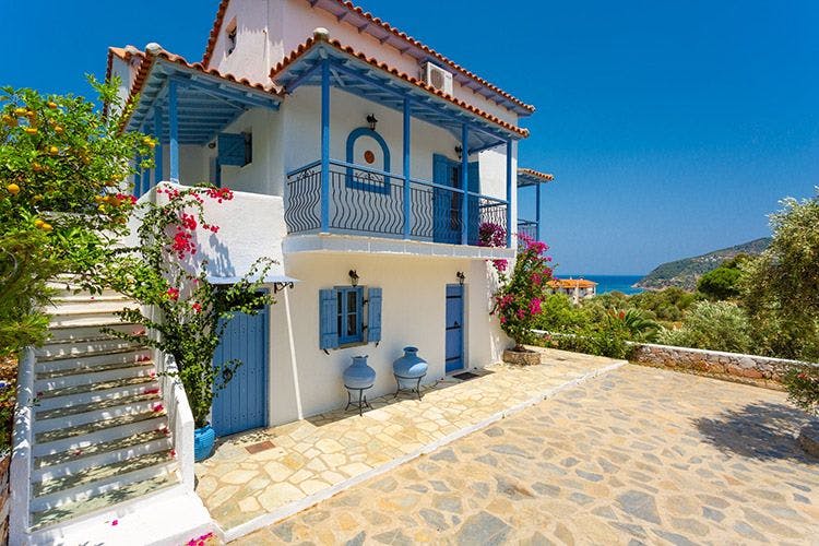 Villa Ourania - a traditional blue and white painted home in Skopelos