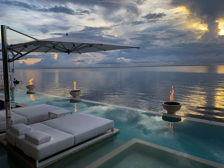 Cancun villas - Villa Sha luxury seafront home