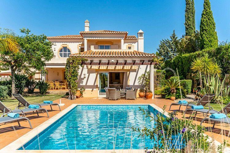Carvoerio 2, villas in Portugal with private pool, Top Villas
