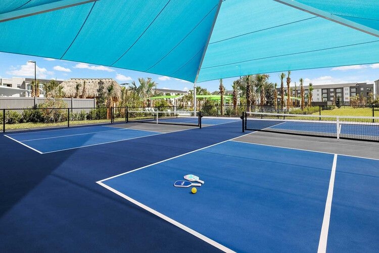 Villatel Orlando tennis and pickleball courts, Top Villas