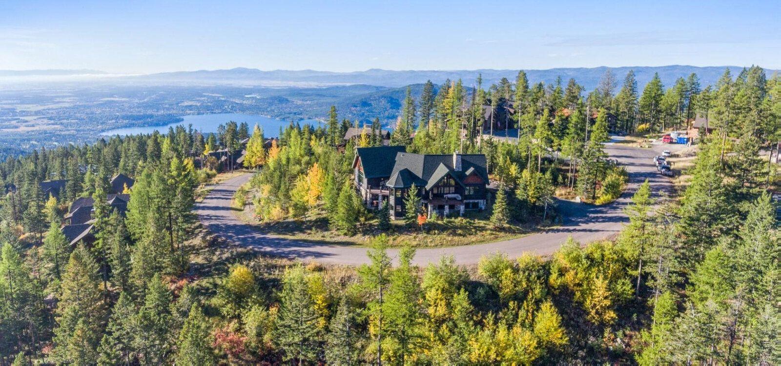 Whitefish 6 setting, large vacation rentals in Montana