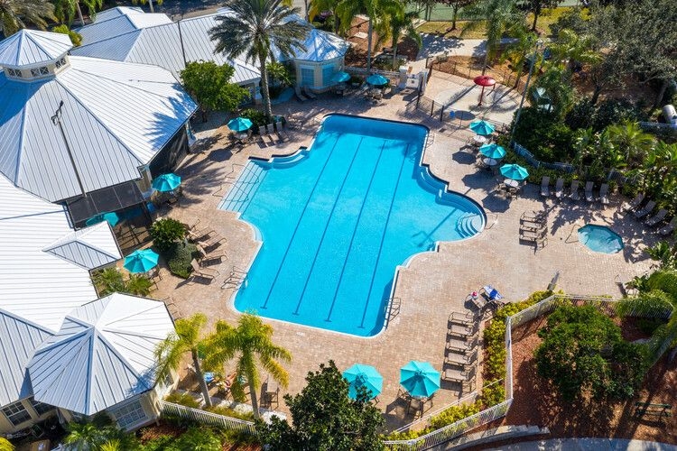 Aerial view of Windsor Palms resort pool and hot tub