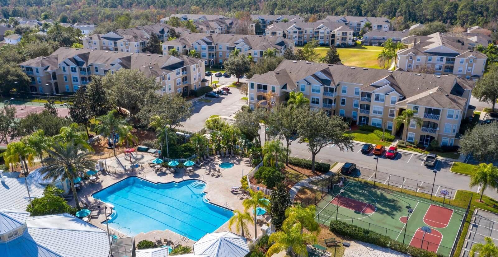 Windsor Palms resort view with homes and resort pool