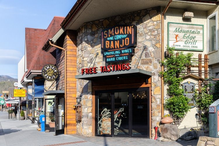 Wine tasting, things to do in Gatlinburg