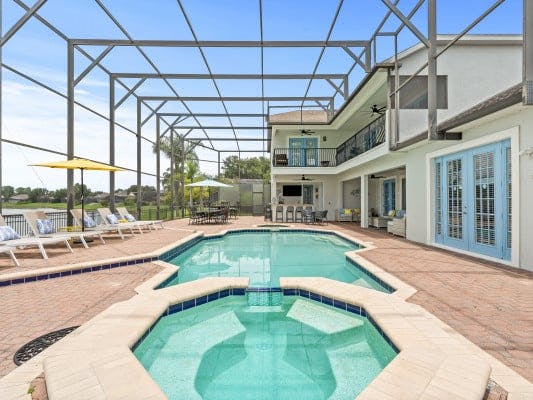 Formosa Gardens 60 9-bedroom villas in Orlando Florida
