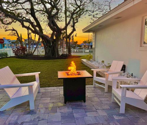 Holmes Beach 106