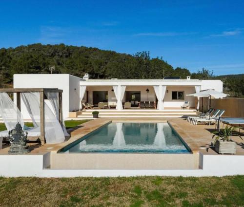 Ibiza 12