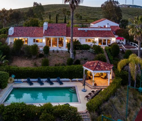 Escondido 2