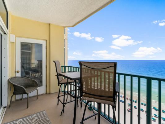 Destin 230