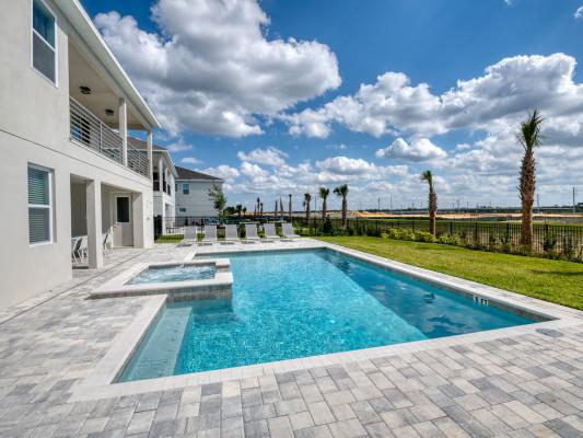 Encore Resort 740