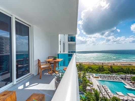 Miami 2 romantic beach villa