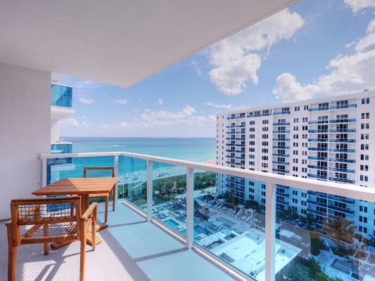 Miami 1 vacation rentals for couples near a beach