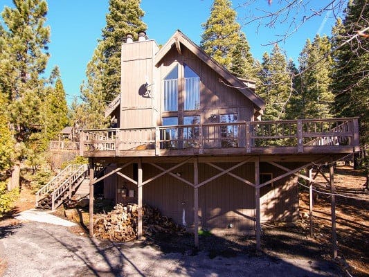 Cabin rentals California Lake Tahoe 13