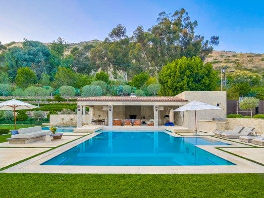 Malibu 4 Vacation rentals with movie theater and private pool